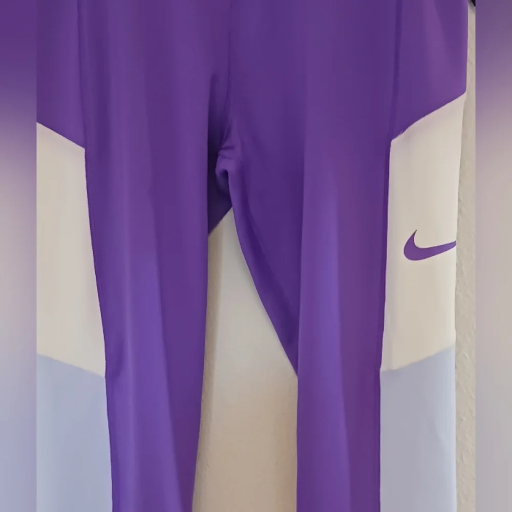 NEW NIKE GIRL'S DRI-FIT TROPHY TRAINING LEGGINGS PURPLE WHITE LARGE NWT